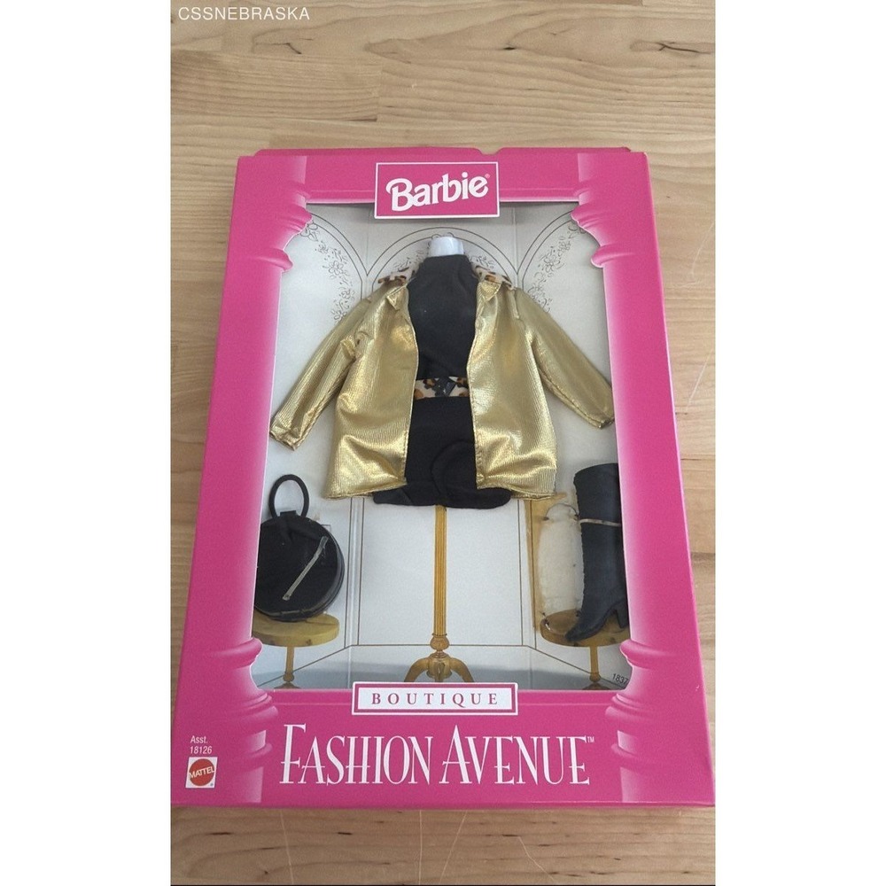 Fashion Avenue Vintage Barbie Boutique Outfits